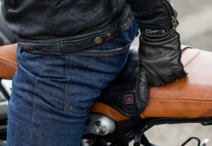 乗車した状態でもスイッチ操作が可能です