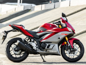 YAMAHA YZF-R3 YZF-R25専用タンクパッド