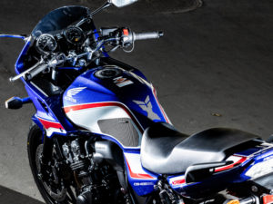 TEOGONIA製CB400SF　CB400SB専用タンクパッド