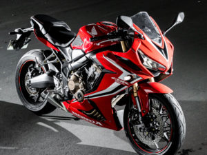 CBR650RR/CB650R専用タンクパッド　CONVEX TANKPAD