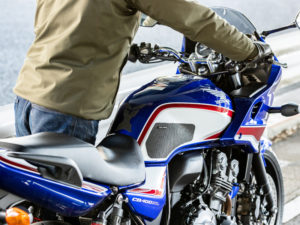 TEOGONIA製CB400SF　CB400SB専用タンクパッド
