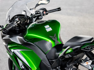 ニンジャ1000専用タンクパッド