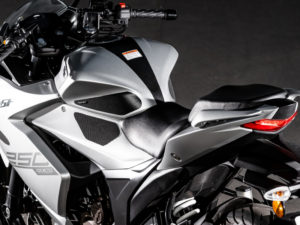 ジクサーSF250専用タンクパッド